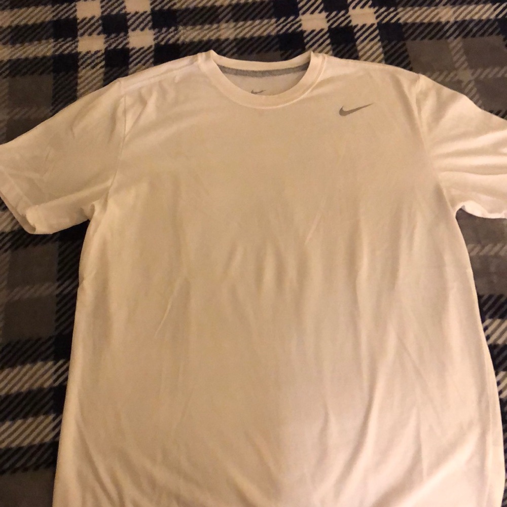 Nike T Shirt